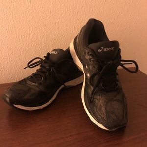ASICS Black Gel Nimbus 19